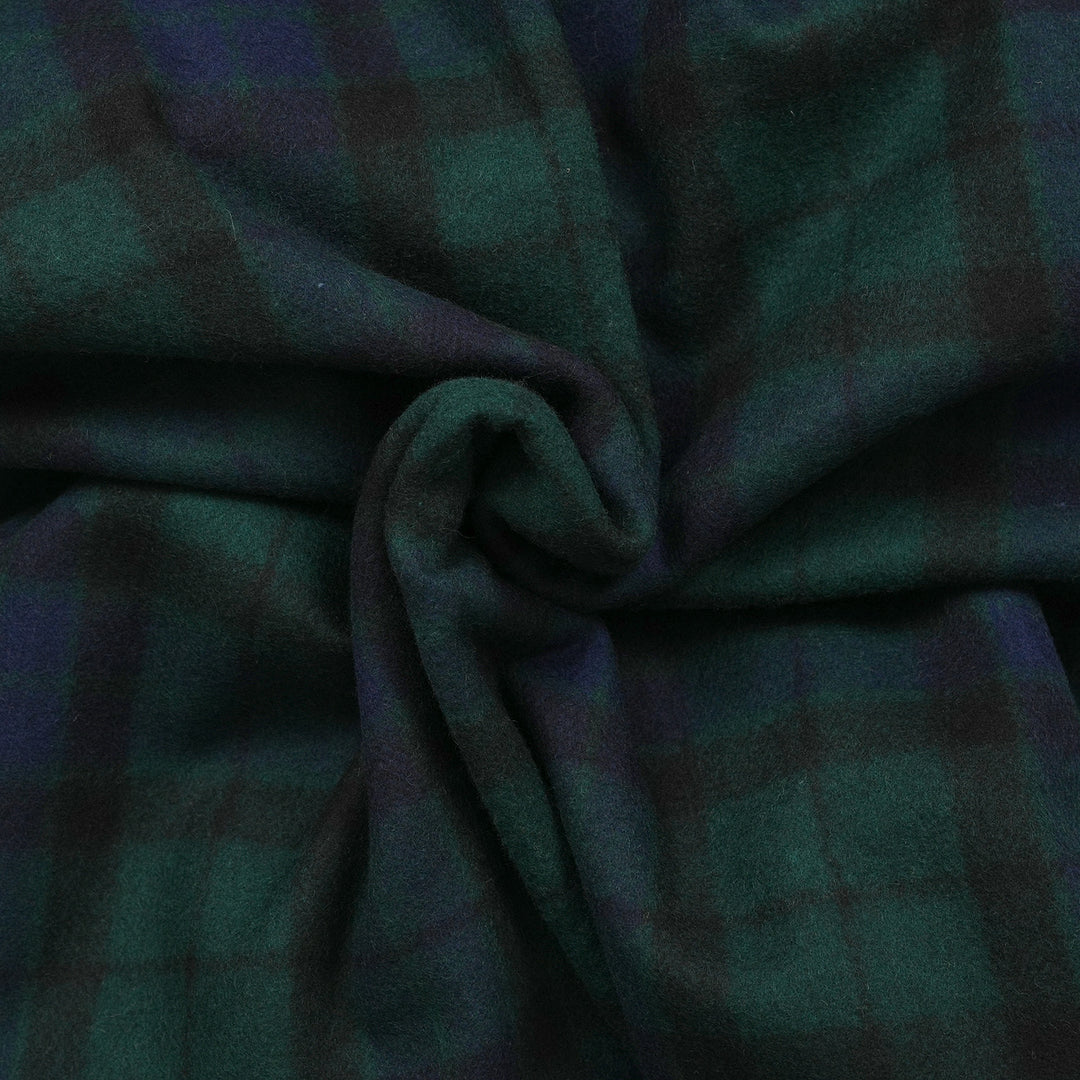 Scottish Tartan Wool-Blend Blanket Throw – Highland Comfort - MACKAY