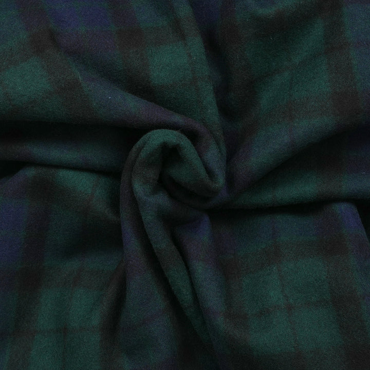 Scottish Tartan Wool-Blend Blanket Throw – Highland Comfort - MACKAY
