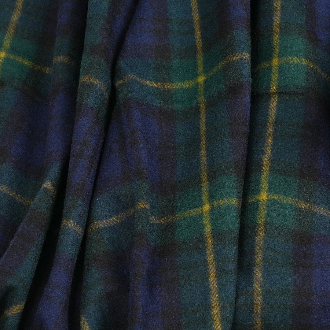 Scottish Tartan Wool-Blend Blanket Throw – Highland Comfort - GORDON