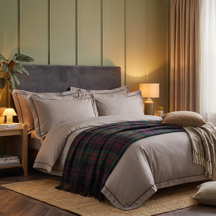 Scottish Tartan Wool-Blend Blanket Throw – Highland Comfort - MACDONALD
