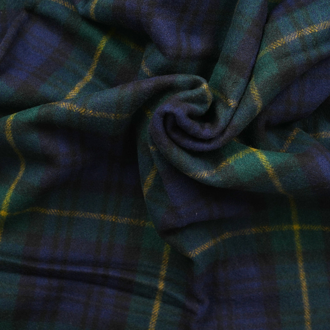 Scottish Tartan Wool-Blend Blanket Throw – Highland Comfort - GORDON
