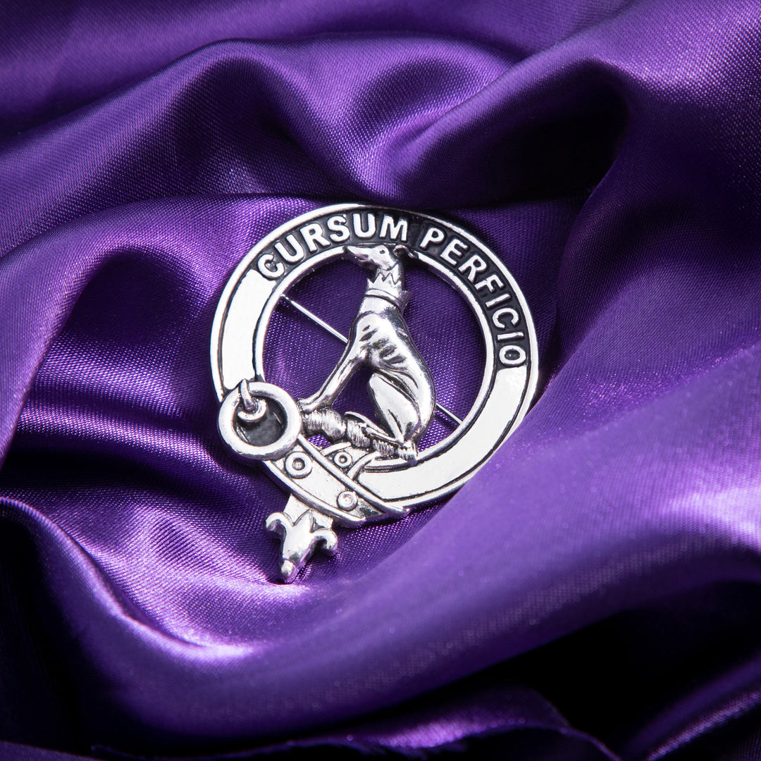 Clan Badge Hunter