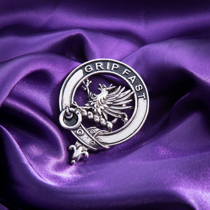 Clan Badge Leslie