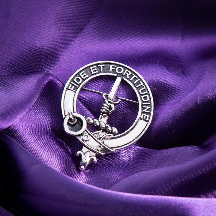 Clan Badge Shaw