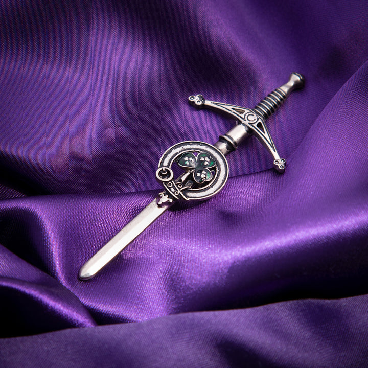 Clan Kilt Pin Shamrock